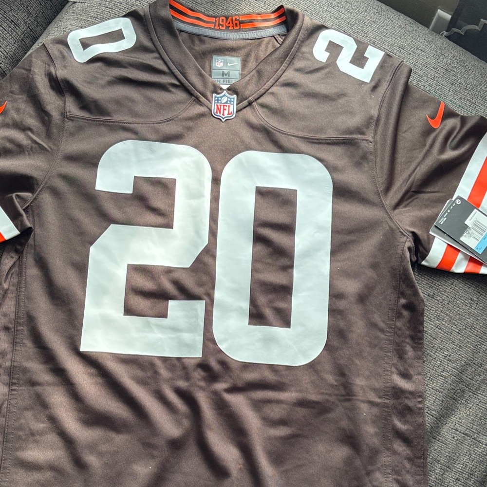 Nike Brown and White Men's Jersey